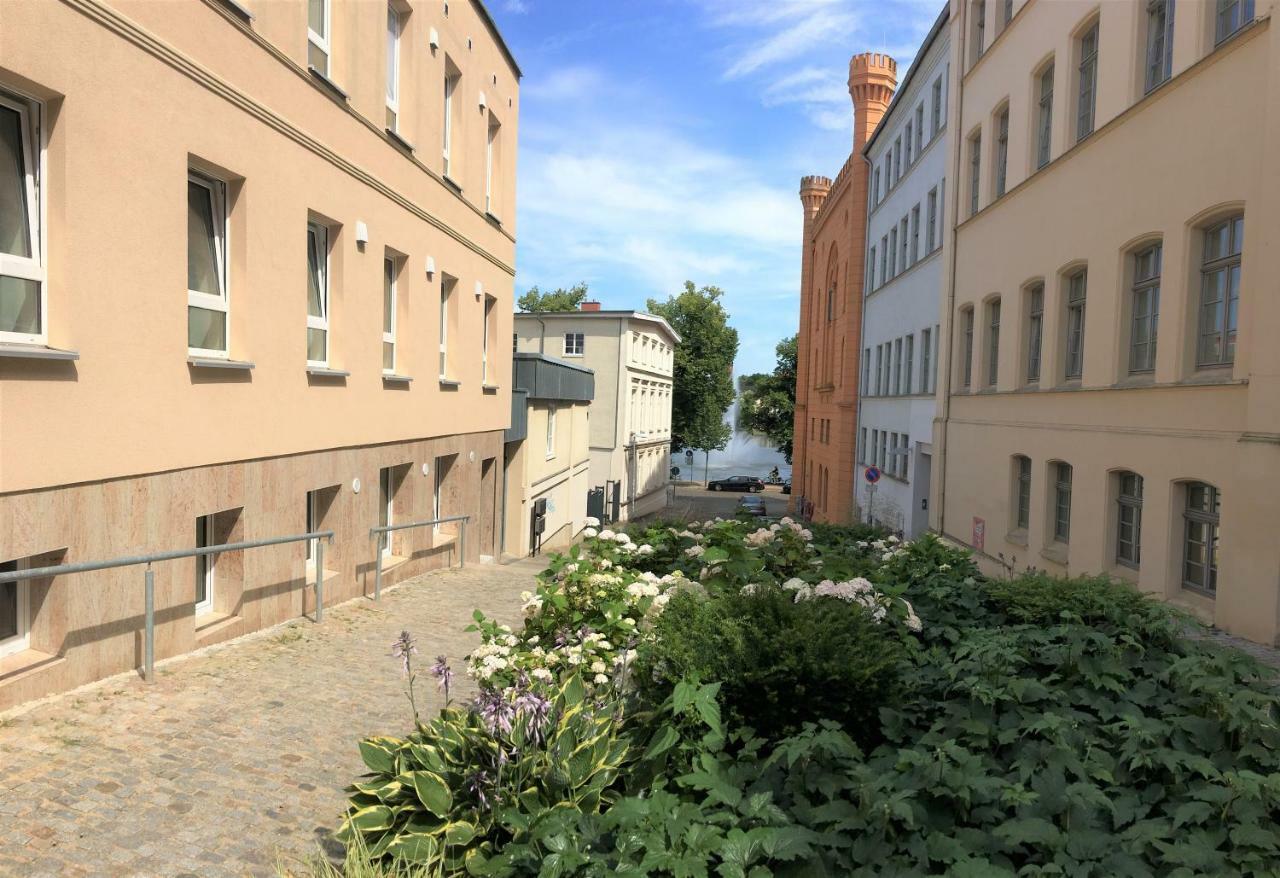 Schwerin Apartment Am Pfaffenteich Dış mekan fotoğraf