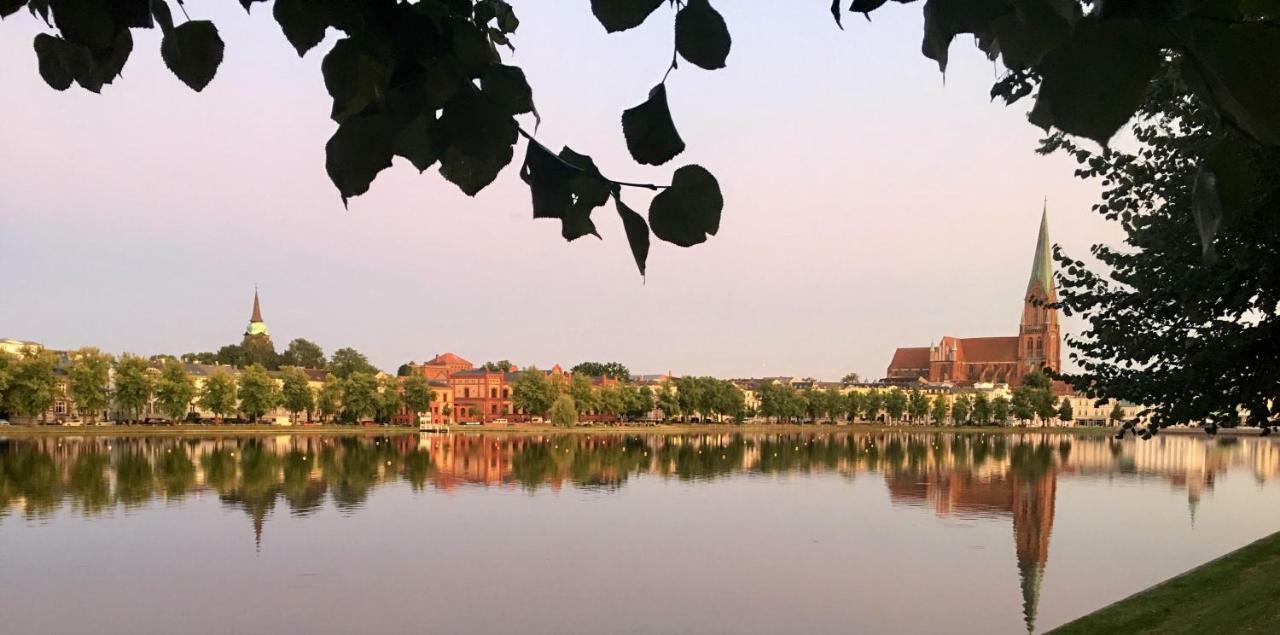Schwerin Apartment Am Pfaffenteich Dış mekan fotoğraf